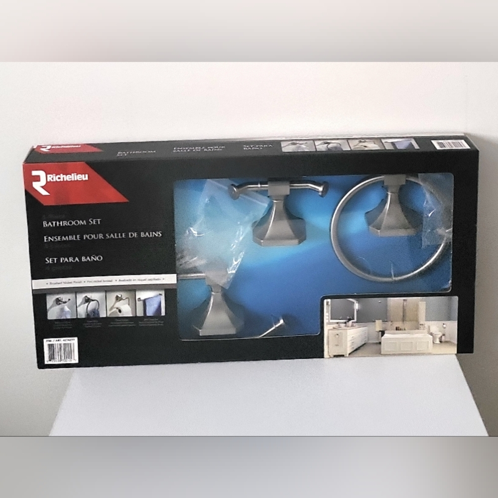 Richelieu 4 Piece Bathroom Accessory Set